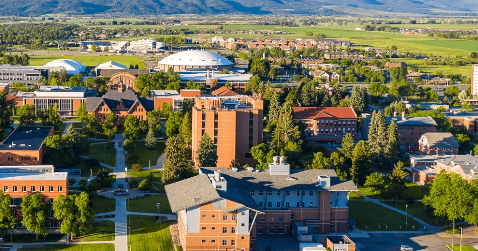Las 10 Mejores Universidades para Entusiastas del Aire Libre. Una Mezcla Perfecta de Educación y Aventura